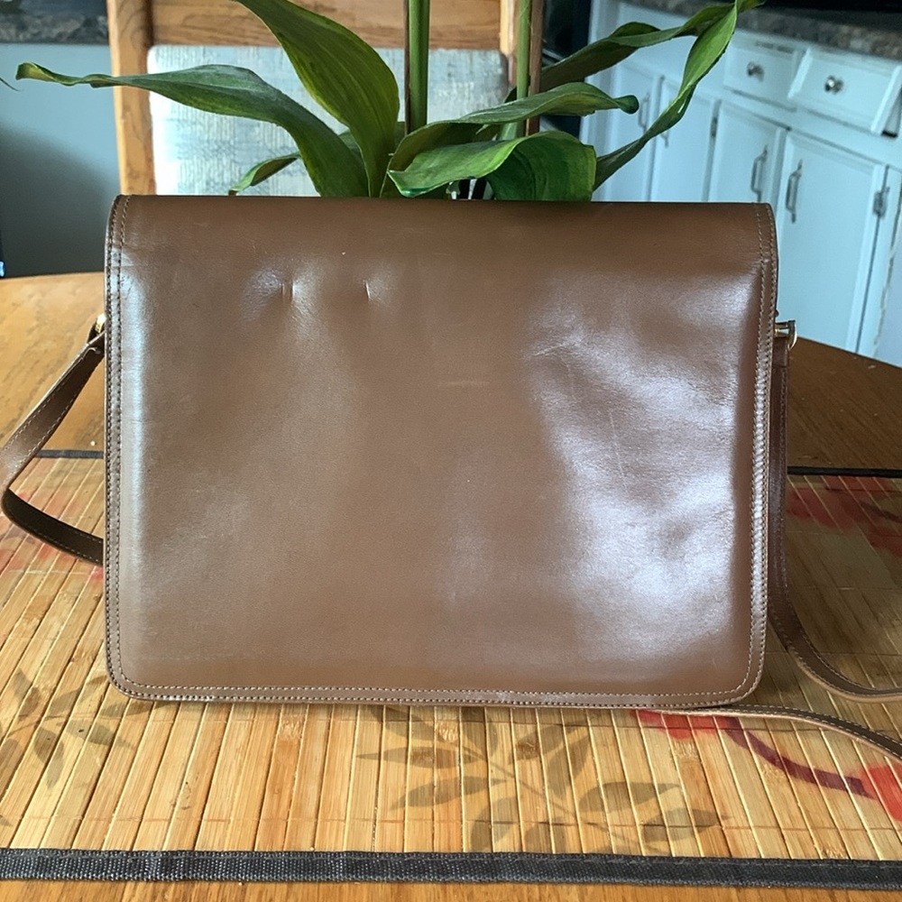 Vintage Salvatore Ferragamo Leather Shoulder Bag - Picture 5 of 6